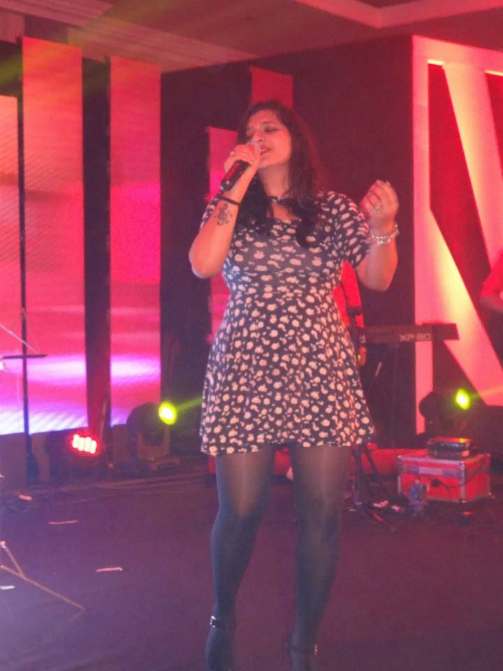 female singer pimpri-chinchwad