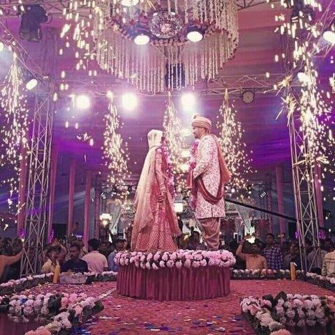 best jaimala theme pimpri-chinchwad