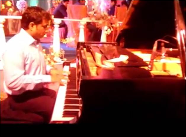 male piano player pimpri-chinchwad